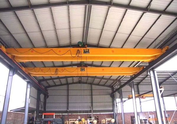 橋式起重機(jī)使用注意事項(xiàng)_起重機(jī)廠家